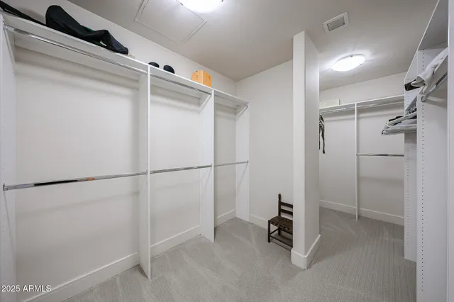 $5,900 | 2211 East Camelback Road, Unit 106, Phoenix, AZ 85016