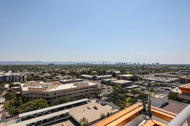 $5,900 | 2211 East Camelback Road, Unit 106, Phoenix, AZ 85016