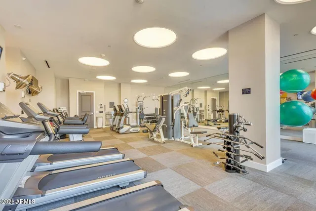 $5,900 | 2211 East Camelback Road, Unit 106, Phoenix, AZ 85016