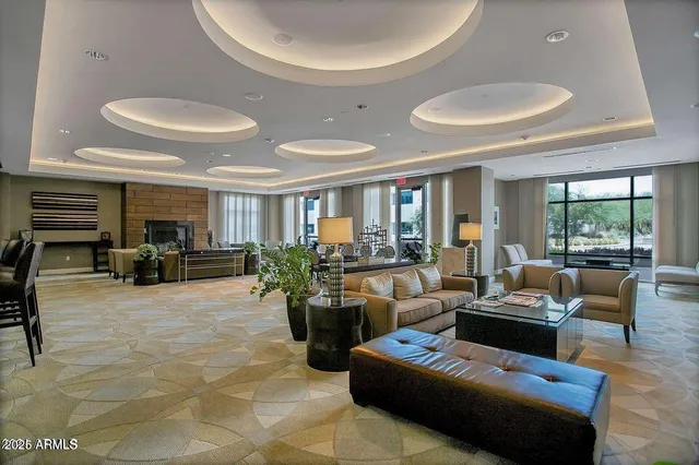 $5,900 | 2211 East Camelback Road, Unit 106, Phoenix, AZ 85016