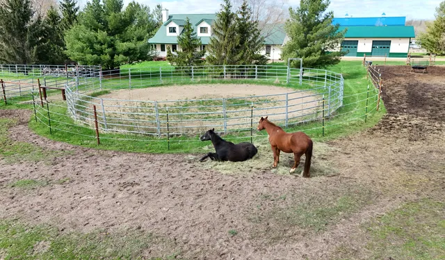 $995,000 | W8135 830th Avenue, River Falls, WI 54022