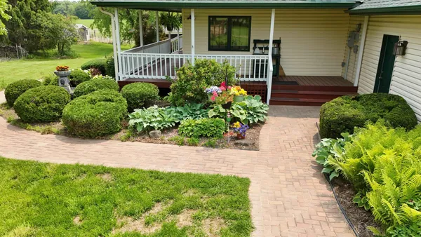 $995,000 | W8135 830th Avenue, River Falls, WI 54022