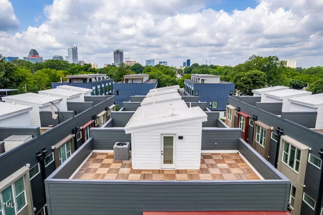 $519,000 | 2 Seawell Avenue, Unit 101, Raleigh, NC 27601