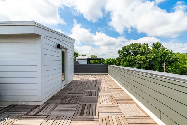 $519,000 | 2 Seawell Avenue, Unit 101, Raleigh, NC 27601