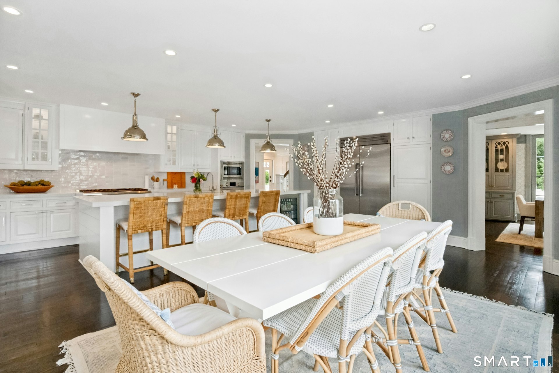 58 Rogers Road Stamford, CT 06902 - Photo 6 of 38