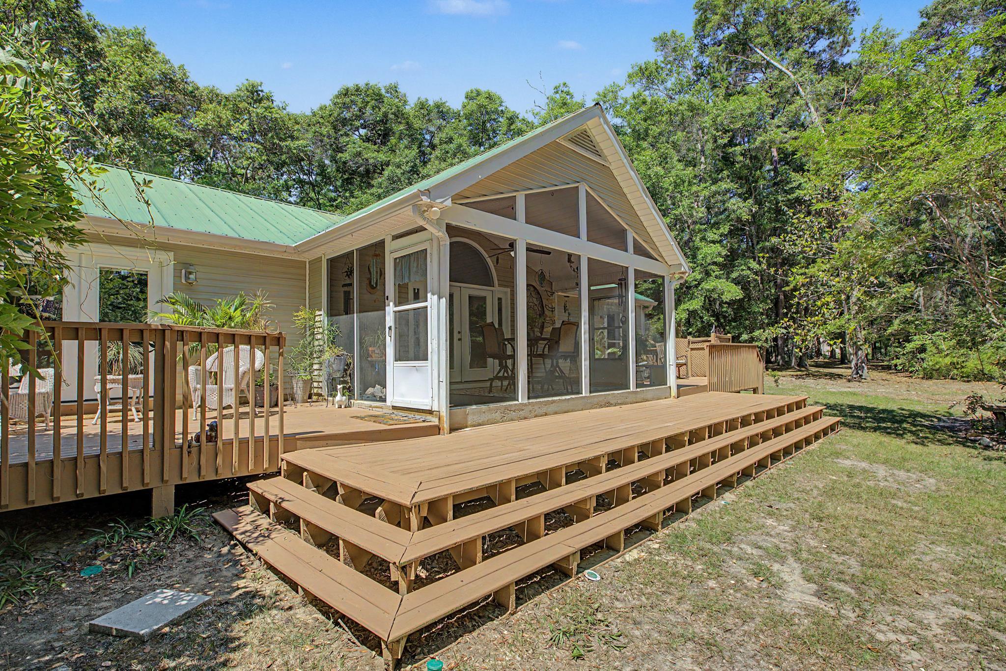 2865 Parramore Shores Road Tallahassee, FL 32310 - Photo 5 of 68