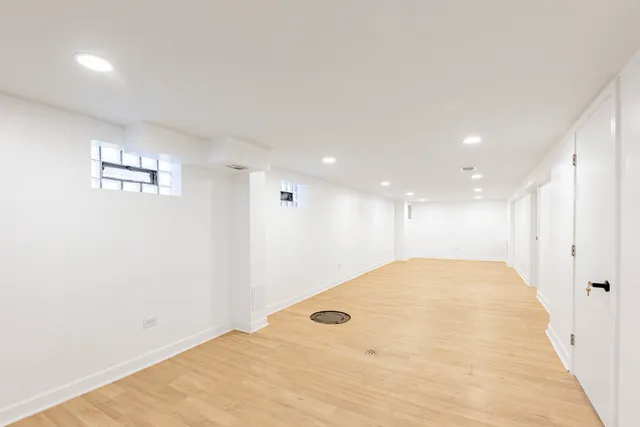 $264,999 | 7511 South Damen Avenue, Chicago, IL 60620