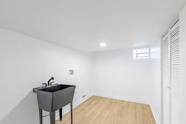 $264,999 | 7511 South Damen Avenue, Chicago, IL 60620