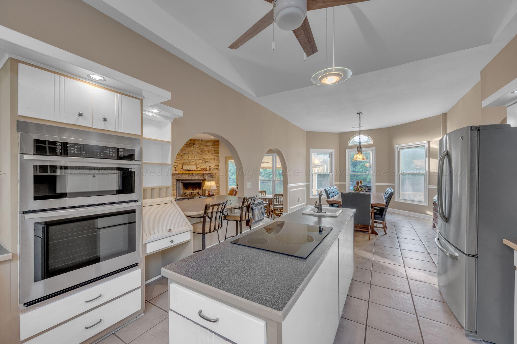 10 Davis Road Jasper, AL 35503 - Photo 12 of 49 Kitchen