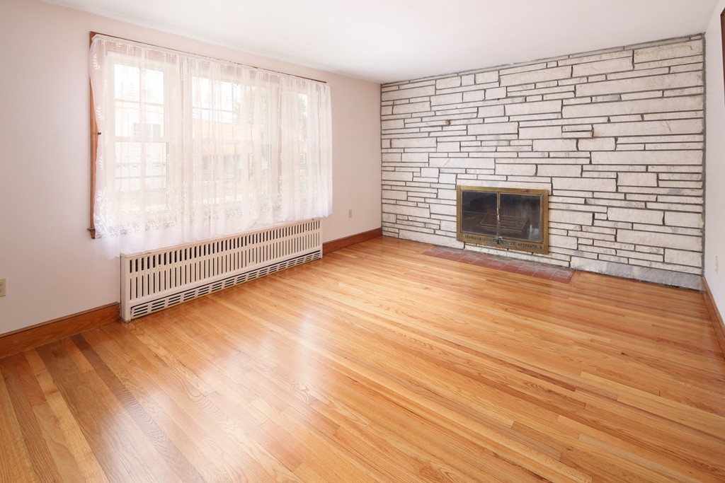 31 Rinaldo Road Weymouth, MA 02191 - Photo 8 of 21