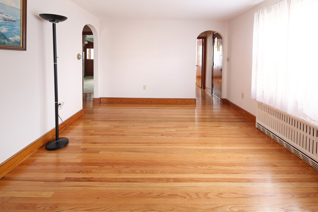 31 Rinaldo Road Weymouth, MA 02191 - Photo 10 of 21
