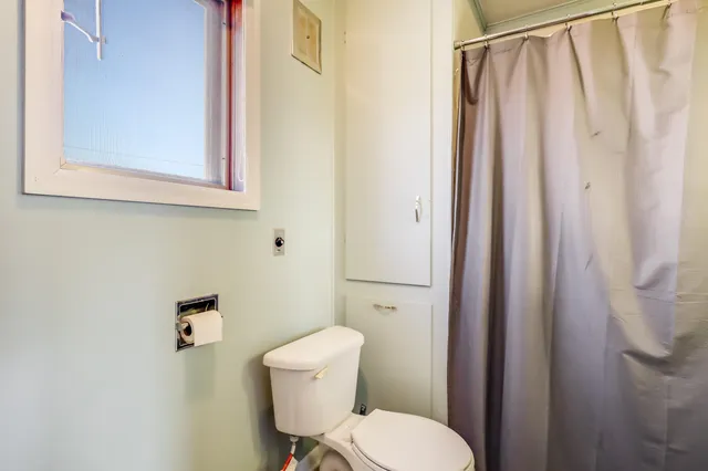 $180,000 | 1414 Nagle Avenue, Manitowoc, WI 54220