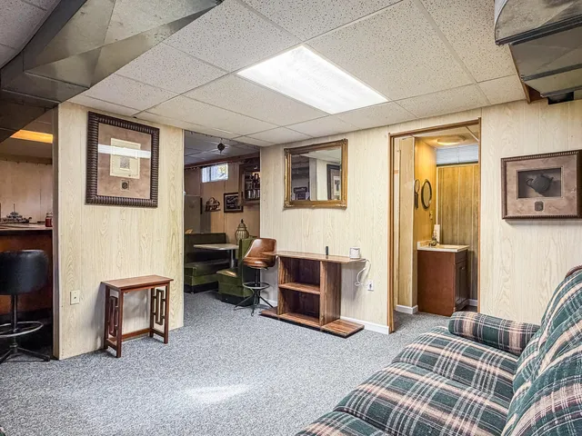 $180,000 | 1414 Nagle Avenue, Manitowoc, WI 54220