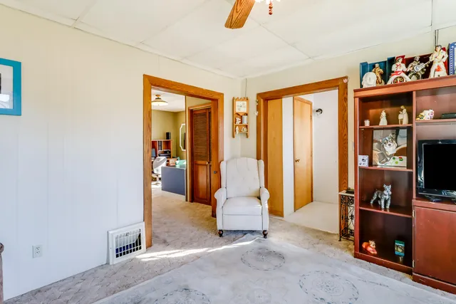 $180,000 | 1414 Nagle Avenue, Manitowoc, WI 54220