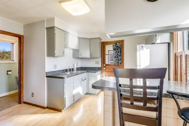 $180,000 | 1414 Nagle Avenue, Manitowoc, WI 54220