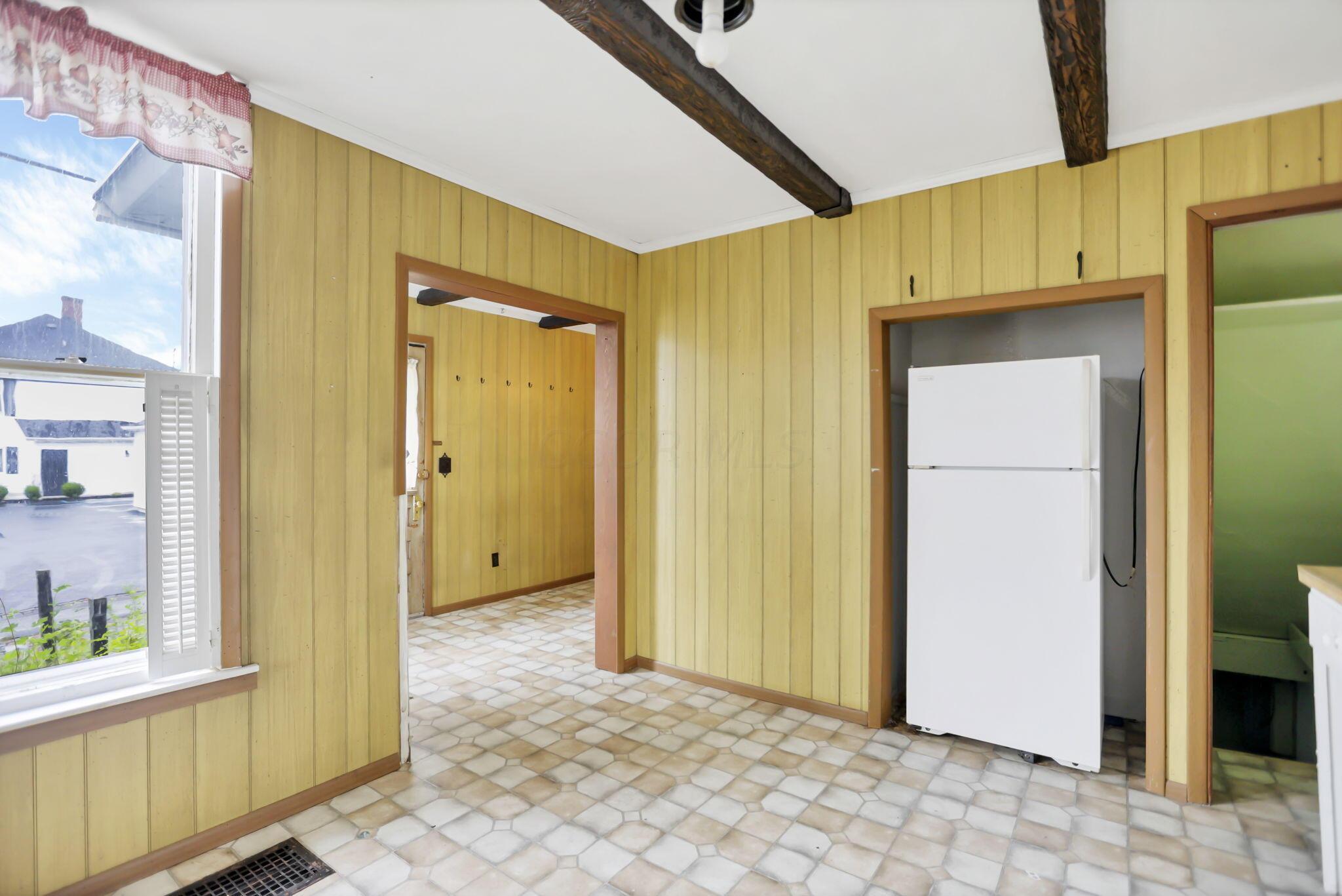 170 South Spring Street Logan, OH 43138 - Photo 29 of 44 29-web-or-mls-BS5A4187
