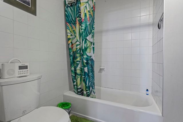 $725,000 | 33 Sleeper Street, Unit 302, Boston, MA 02210