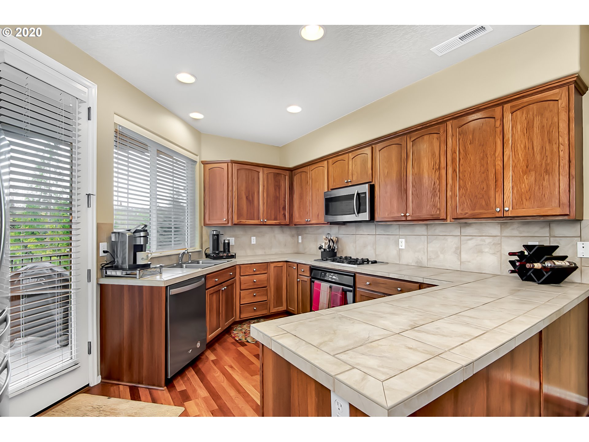 11680 Southwest Auklet Loop Beaverton, OR 97007 - Photo 5 of 21 Gallery Image 5
