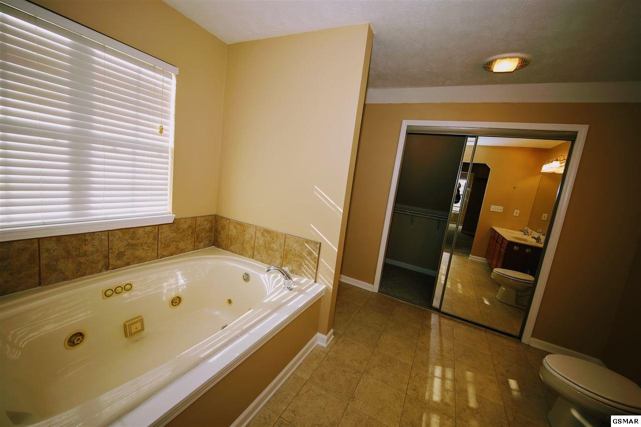 847 Lloyd Huskey Road Pigeon Forge, TN 37863 - Photo 15 of 28