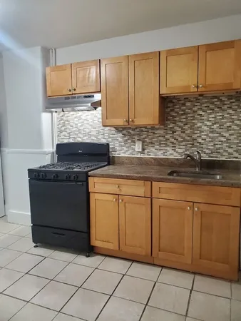 $3,450 | 182 Walnut Avenue, Unit 2, Boston, MA 02119