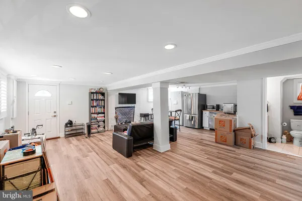 $4,500 | 3162 Patrick Henry Drive, Falls Church, VA 22044