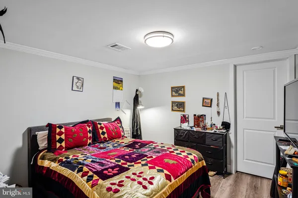 $4,500 | 3162 Patrick Henry Drive, Falls Church, VA 22044