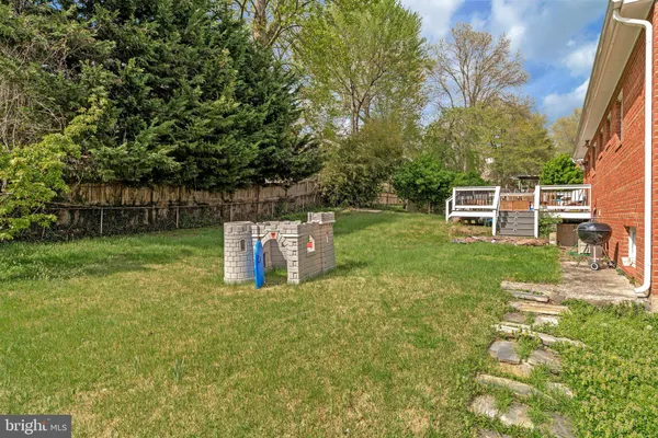 $4,500 | 3162 Patrick Henry Drive, Falls Church, VA 22044