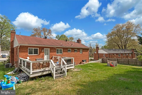 $4,500 | 3162 Patrick Henry Drive, Falls Church, VA 22044