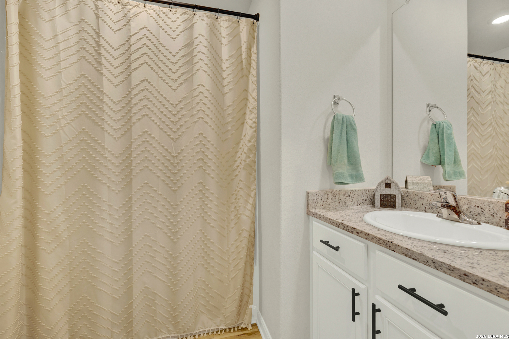16005 Dickens Bluff Lytle, TX 78052 - Photo 19 of 25 Gallery Image 19