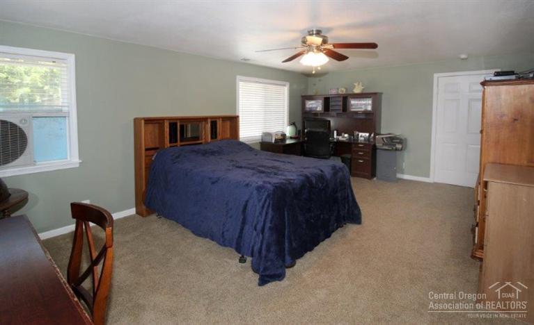 1636 Northeast Wells Acres Road Bend, OR 97701 - Photo 5 of 12 Additional Photo