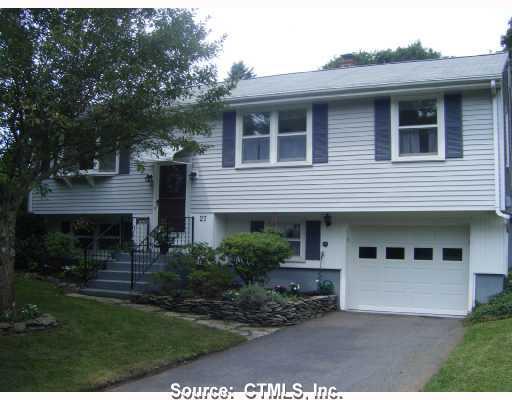 27 Will Road Norwich, CT 06360 - Photo 1 of 1 a front view of a house with a garden