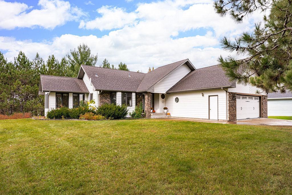 807 Southwest 7th Avenue Grand Rapids, MN 55744 - Photo 1 of 1