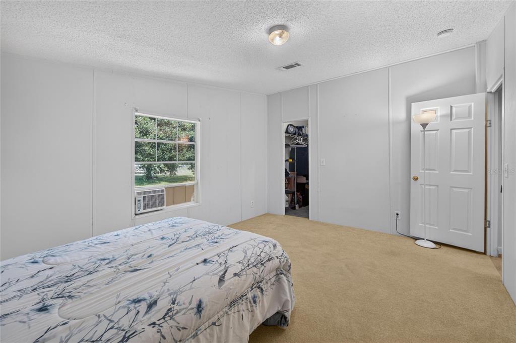 1205 Crystal Springs Road Zephyrhills, FL 33540 - Photo 20 of 79