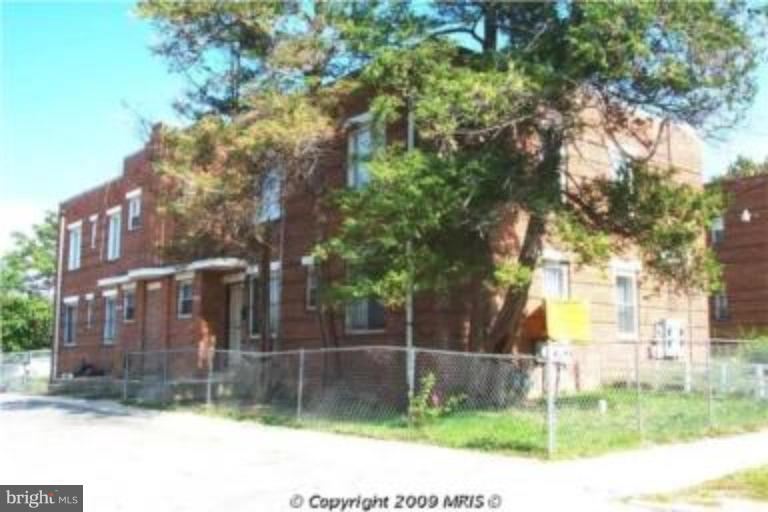 4660 Hillside Road Southeast Washington, DC 20019 - Photo 1 of 1 Exterior (Front)
