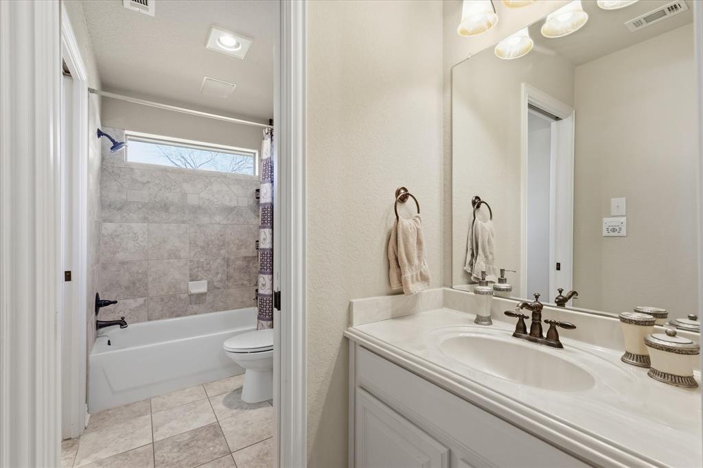 12025 Vista Ranch Way Fort Worth, TX 76179 - Photo 24 of 40