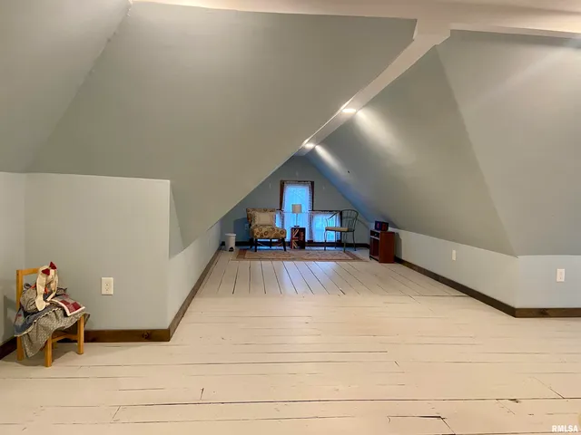 $137,500 | 614 South 22nd Street, Quincy, IL 62301