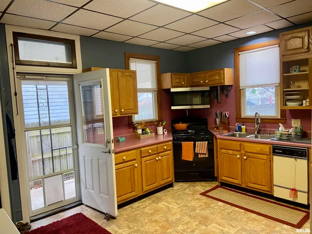 $137,500 | 614 South 22nd Street, Quincy, IL 62301