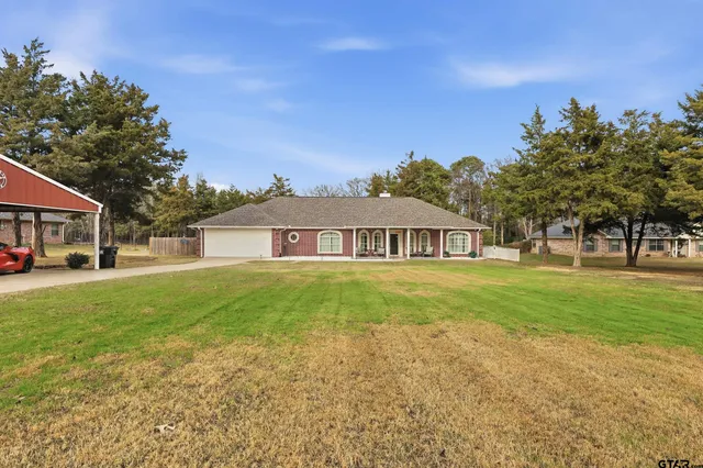 $475,000 | 256 County Road 4132, Pittsburg, TX 75686