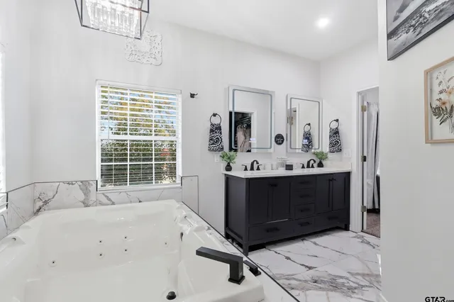 $475,000 | 256 County Road 4132, Pittsburg, TX 75686