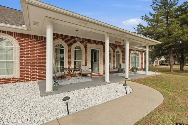 $475,000 | 256 County Road 4132, Pittsburg, TX 75686