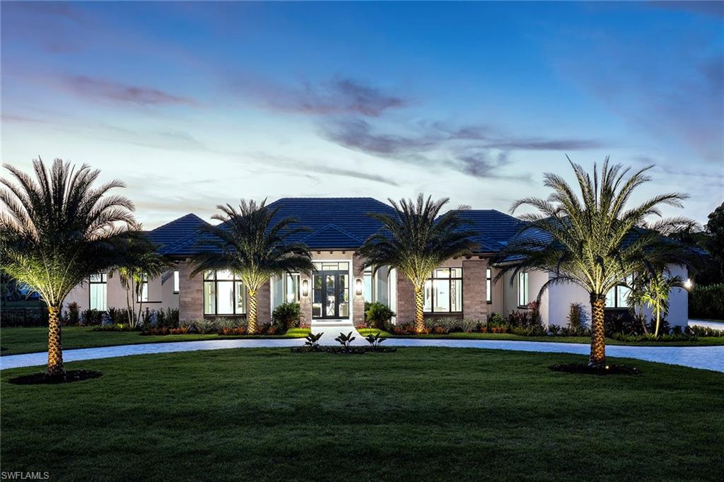 317 West Street Naples, FL 34108 - Photo 3 of 32