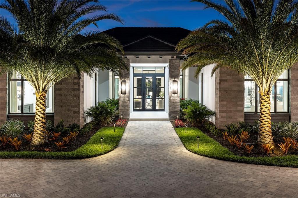 317 West Street Naples, FL 34108 - Photo 4 of 32