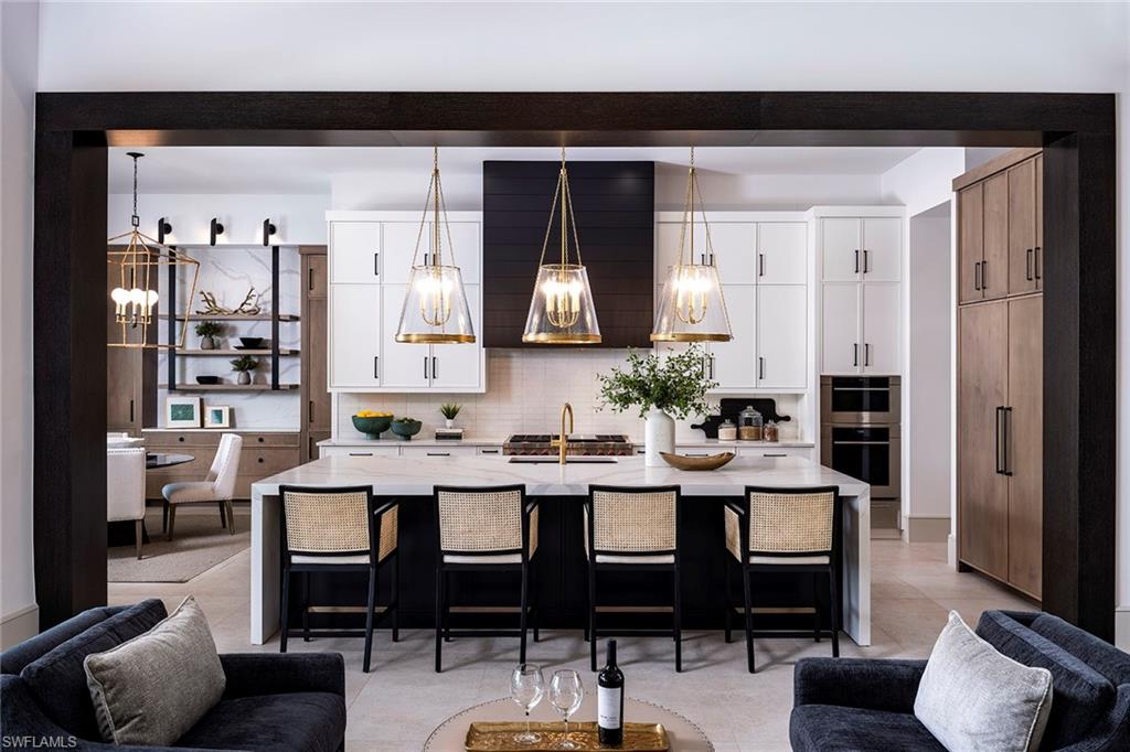 317 West Street Naples, FL 34108 - Photo 10 of 32