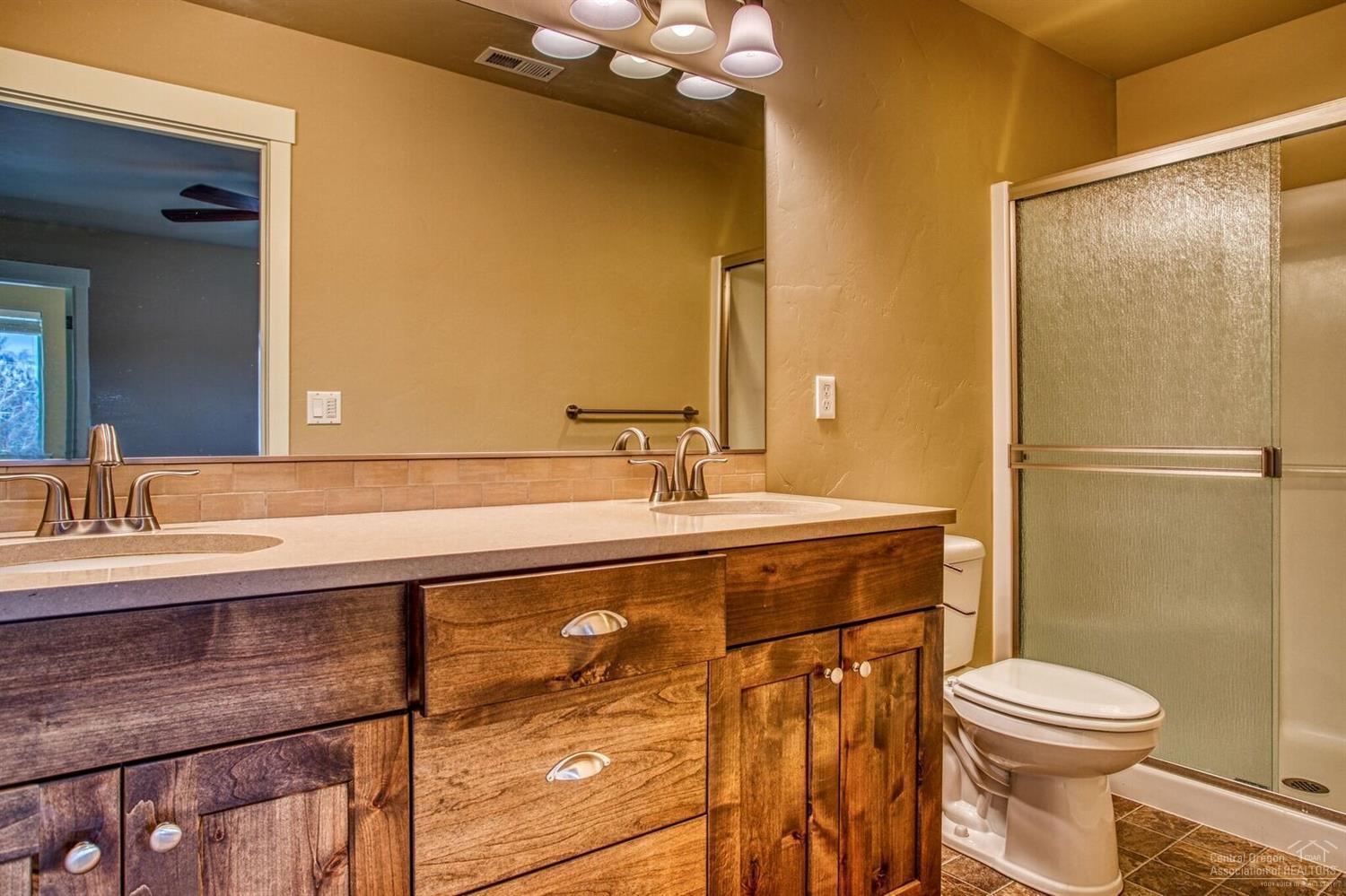 3461 Southwest 28th Street Redmond, OR 97756 - Photo 10 of 25 Additional Photo