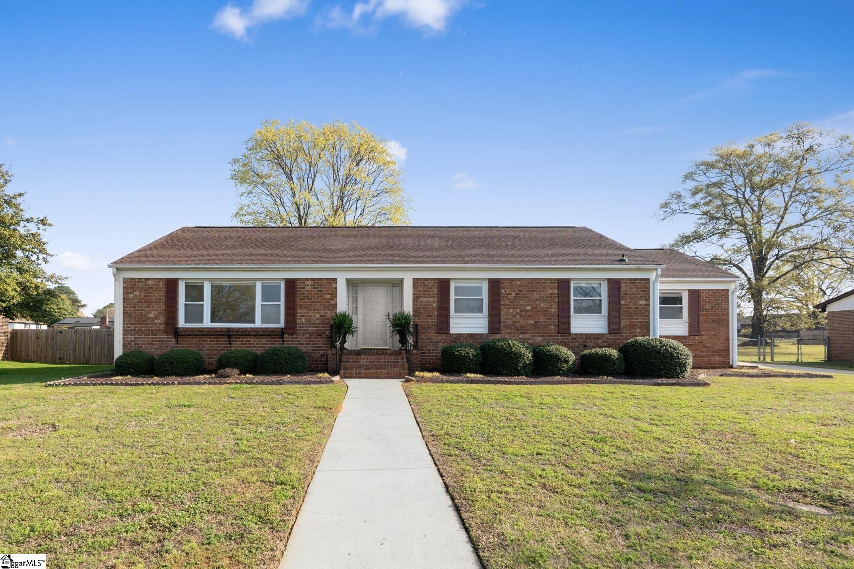 106 Whitestone Avenue Mauldin, SC 29662 - Photo 1 of 32