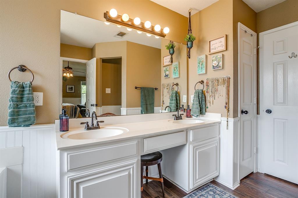 9425 Carson Ranch Road Crowley, TX 76036 - Photo 23 of 34