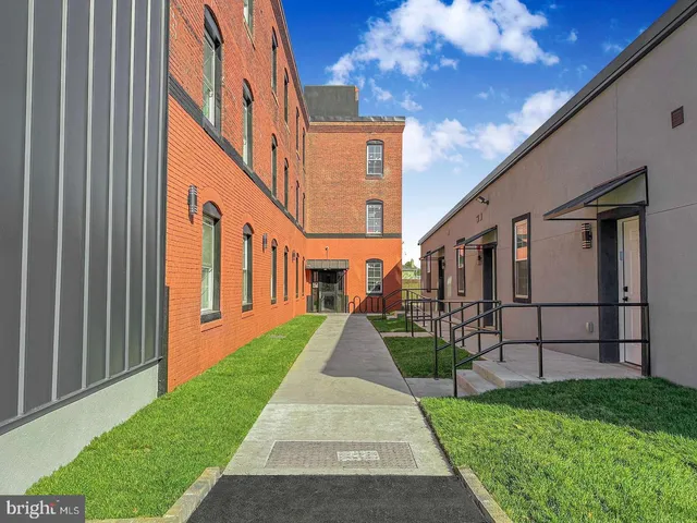 $1,749 | 501 North Cannon Avenue, Unit A101, Lansdale, PA 19446