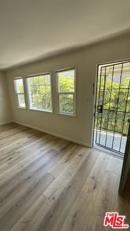 $2,295 | 383 Redondo Avenue, Unit D, Long Beach, CA 90814