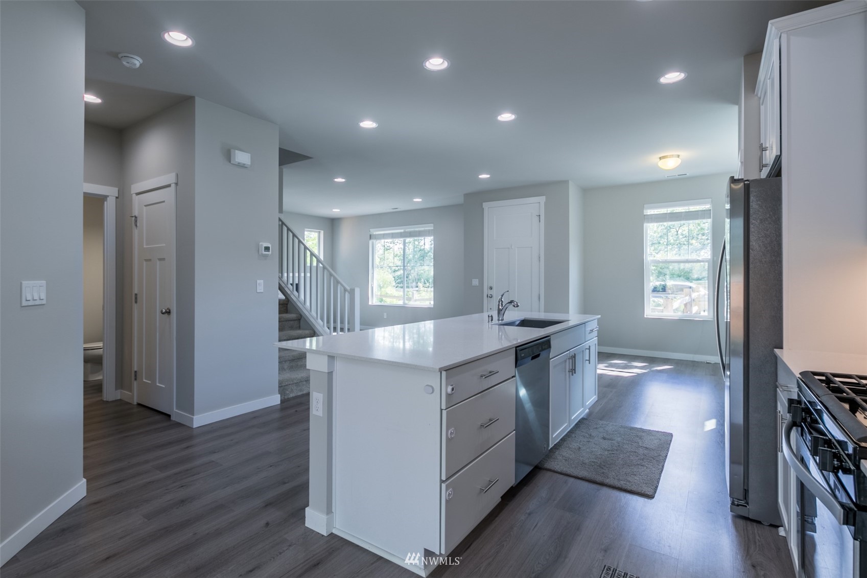 1931 Mayes Road Southeast Lacey, WA 98503 - Photo 13 of 37 Gallery Image 13