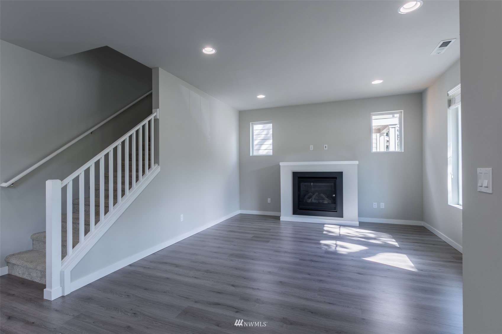 1931 Mayes Road Southeast Lacey, WA 98503 - Photo 4 of 37 Gallery Image 4